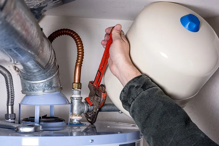 Deciding whether to repair or replace an old water heater in a Nampa, Idaho home